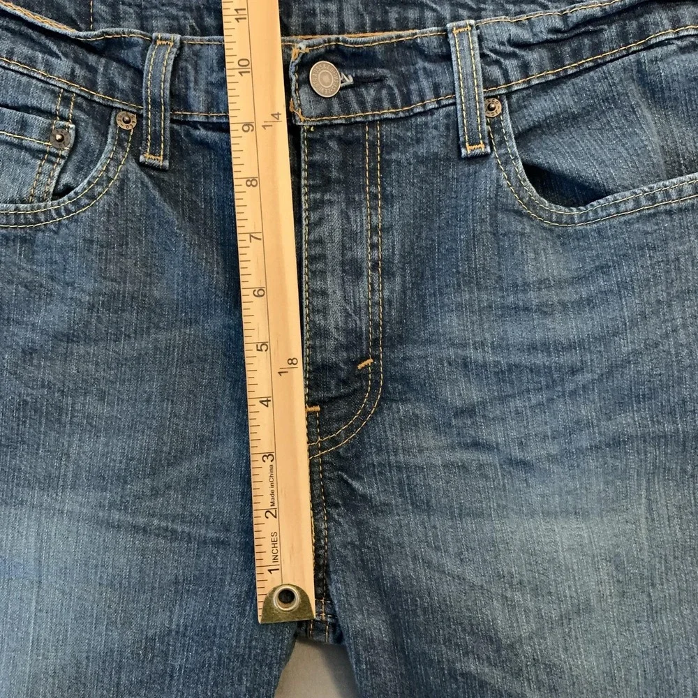 Levis 502 Jeans Mens Mid Rise 33x32 (35x30) Medium Blue Tapered‎ Stretch Denim